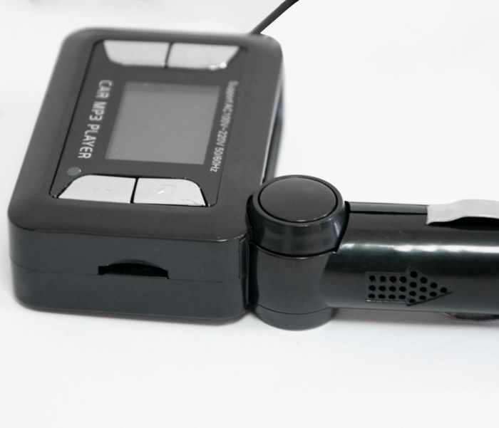 ФМ трансмітер для авто з пультом Everon ED-48 12-24В FM модулятор в машину з TF/USB Чорний трансмиттер